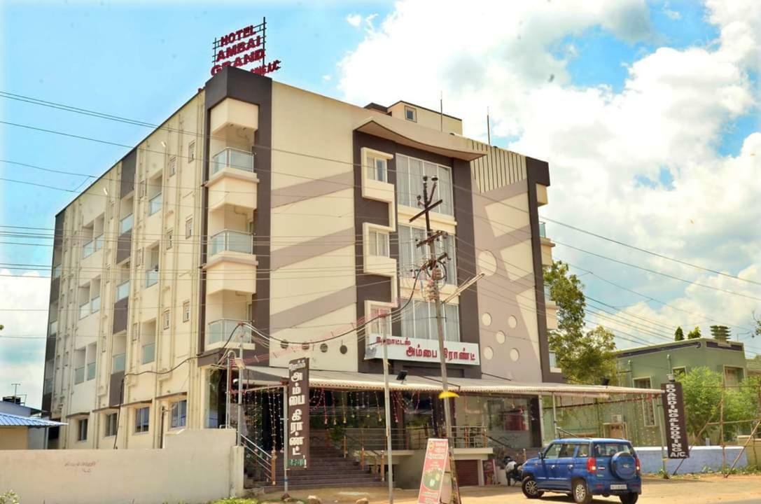 Hotel Ambai Grand Ambāsamudram Dış mekan fotoğraf