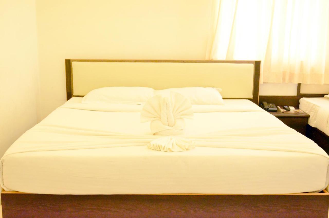 Hotel Ambai Grand Ambāsamudram Dış mekan fotoğraf