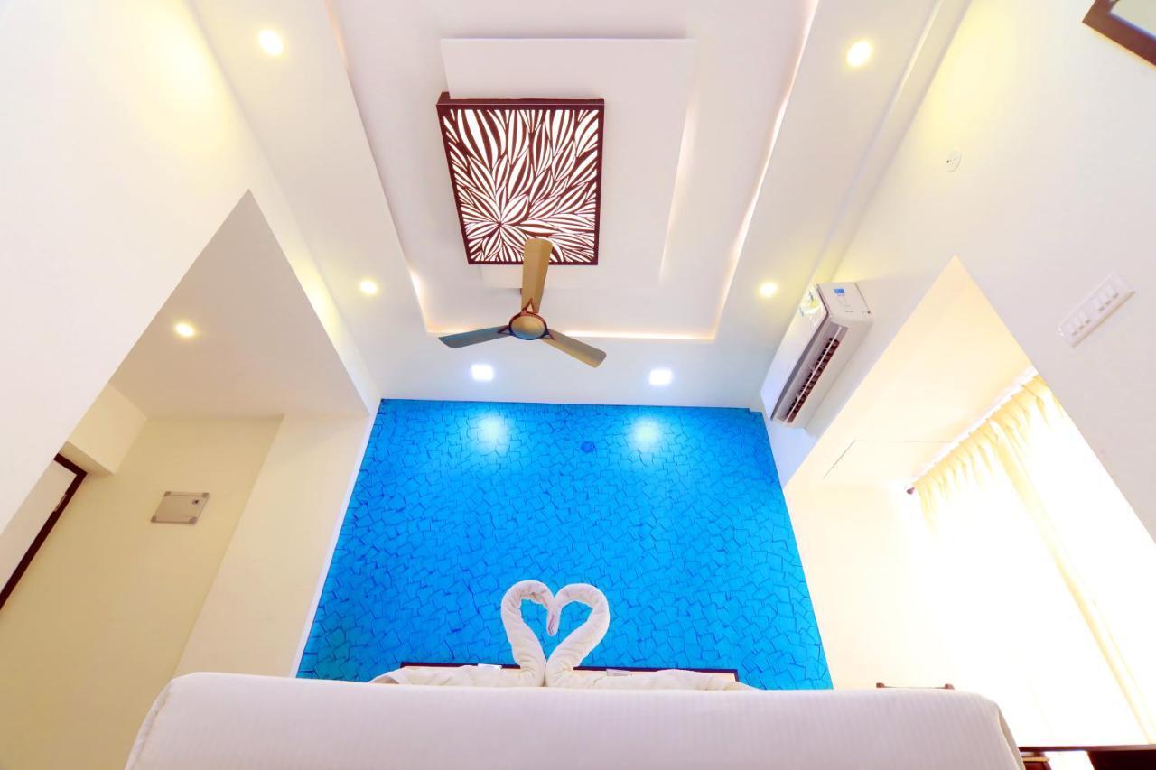 Hotel Ambai Grand Ambāsamudram Dış mekan fotoğraf
