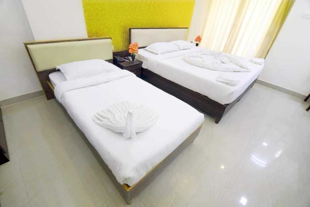 Hotel Ambai Grand Ambāsamudram Dış mekan fotoğraf
